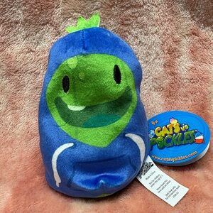 Cats vs Pickles Shrug 3” Bean Plush